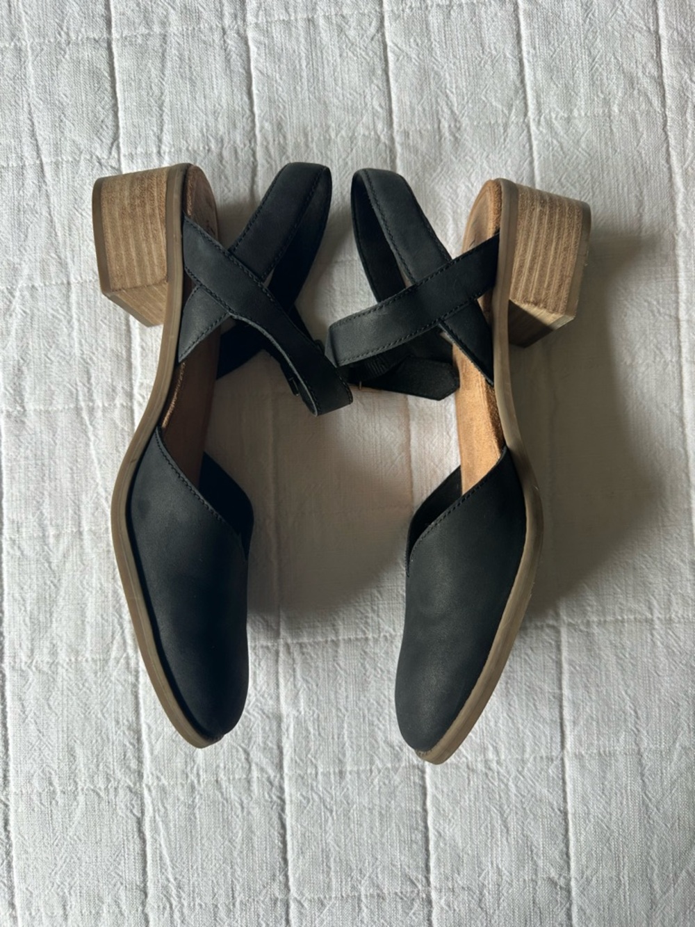 TOMS Jaclyn Mary Janes Black Leather - Picture 3 of 4